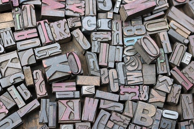 Kitzalet Familias tipograficas tipos moviles - ¿Con o sin serifa?: Familias tipográficas para libros digitales e impresos