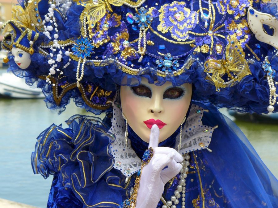 Kitzalet Carnaval de Venecia 4 900x675 - Venecia: ciudad de letras y Carnaval